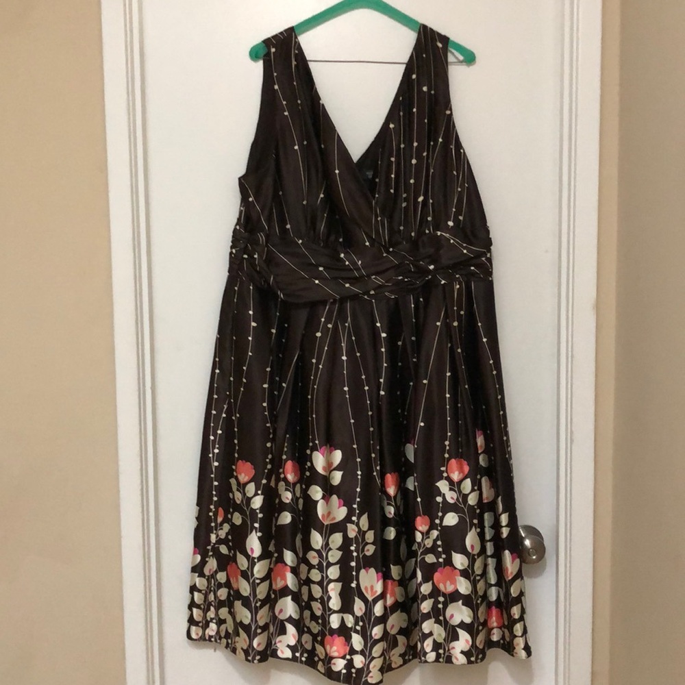 Plus size brown dress with floral bottom